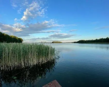 Dom Z Jacuzzi Nad Jeziorem Orzysz-mazury