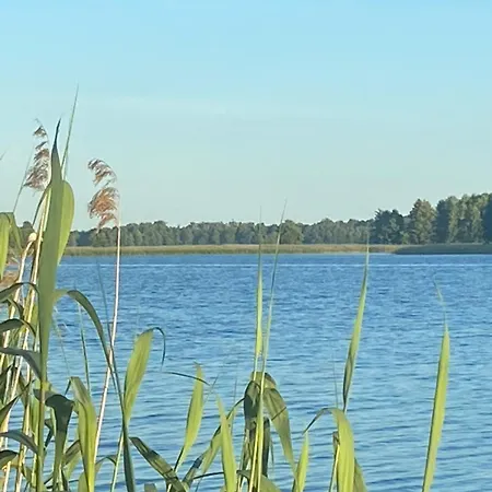 Dom Z Jacuzzi Nad Jeziorem Orzysz-mazury