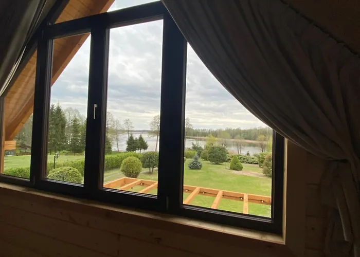 Dom Z Jacuzzi Nad Jeziorem Orzysz-mazury